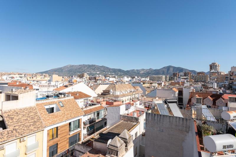 Penthouse In Old Town Fuengirola - image 4