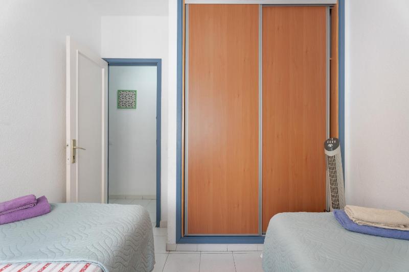 2-bedroom Exclusive Los Cristianos - image 20