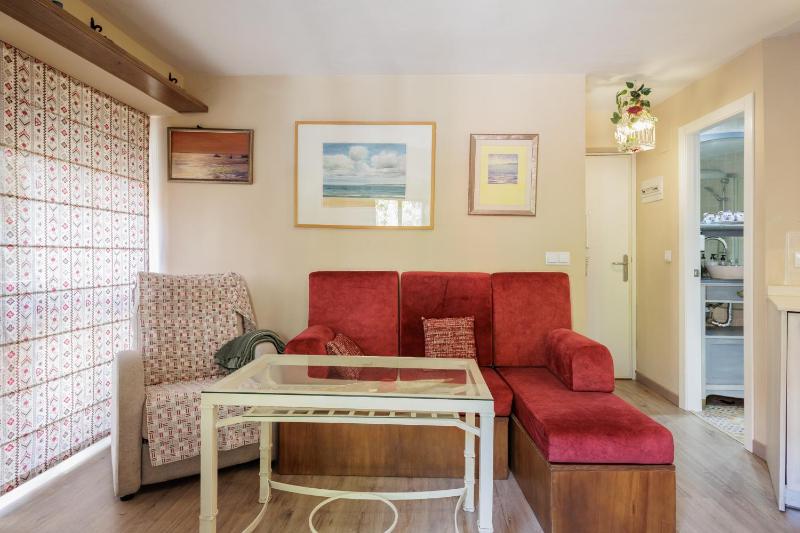 Apartamento Trajano Casco Antiguo - image 12