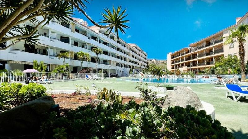 Stylish Los Cristianos apartment - image 31