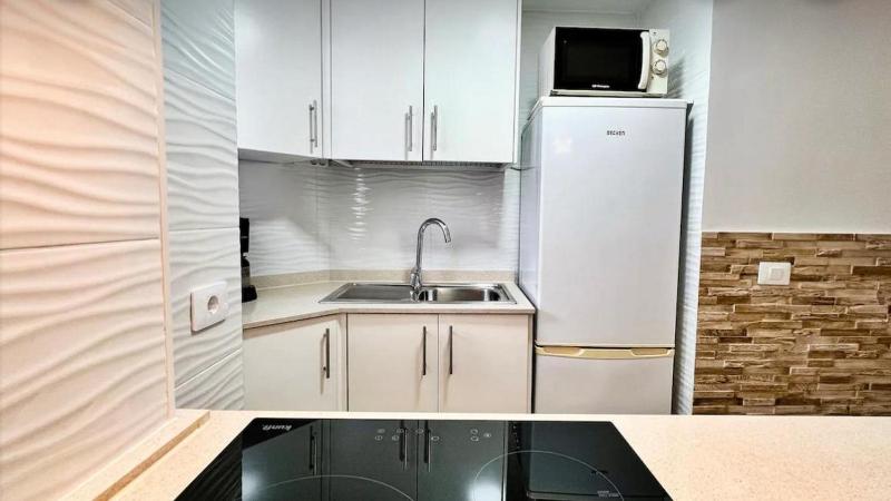 Stylish Los Cristianos apartment - image 10