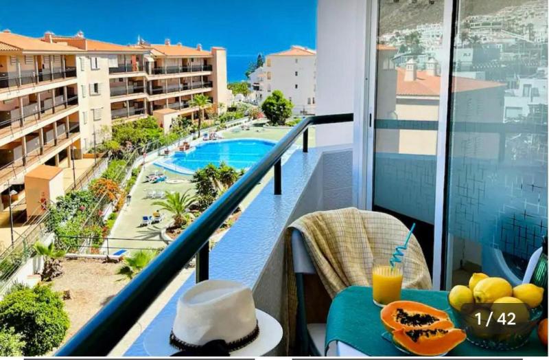 Stylish Los Cristianos apartment - image 1