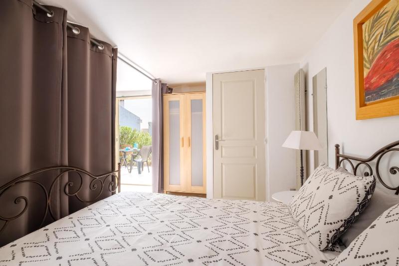 Rez-de-villa avec piscine - image 16