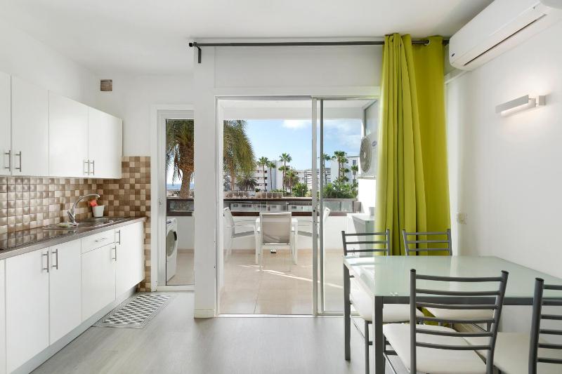 Nice Apartment 1210 In Central Area - image 19