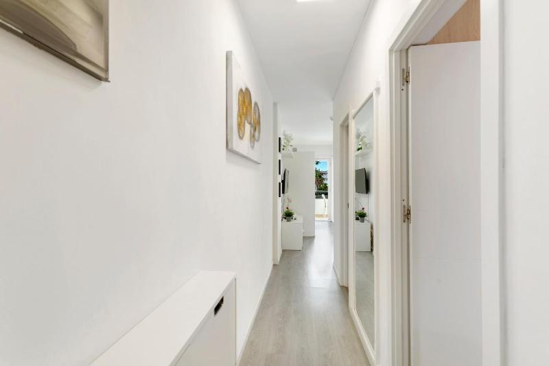 Nice Apartment 1210 In Central Area - image 5