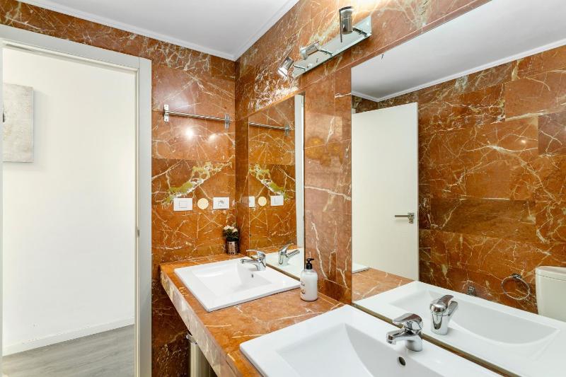 Nice Apartment 1210 In Central Area - image 22