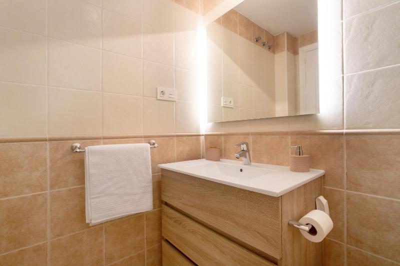 Apartamento Carlos Haya - image 5