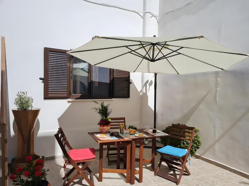 Maria's Heaven House - Old Town - image 1