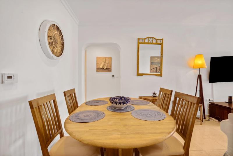 Villa Gadea 4-2 - image 14