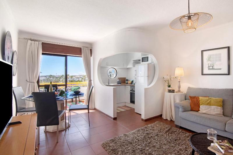 Apartment Montechoro - image 2