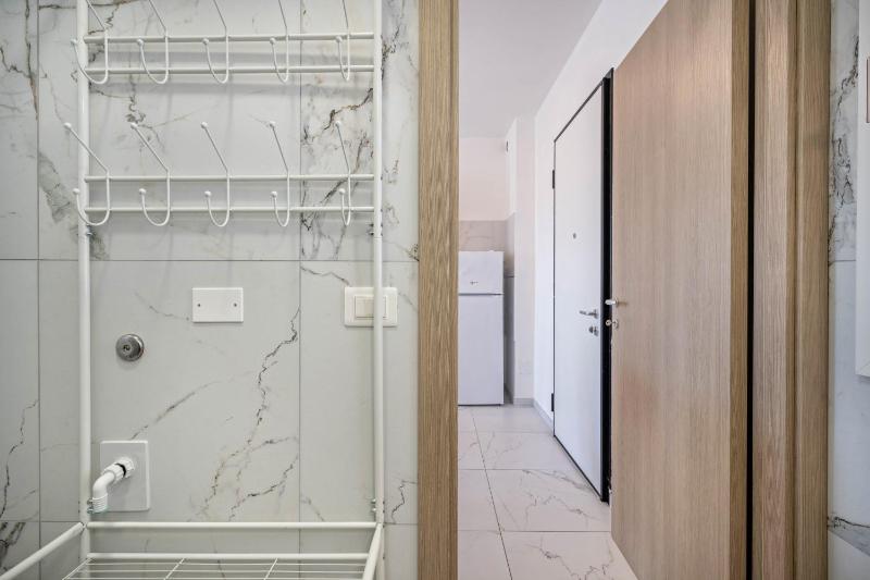 Planet Suite 203 - image 15