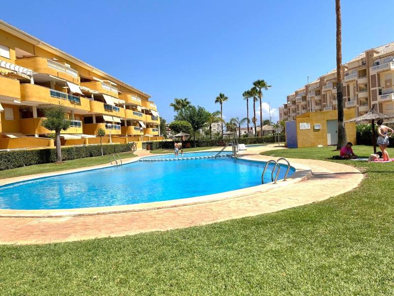 Las Brisas - image 20