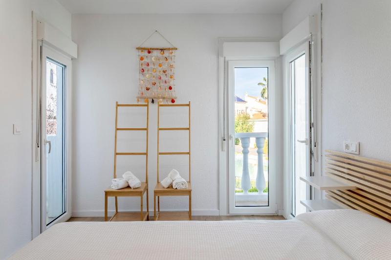 Bungalow 213 - image 16