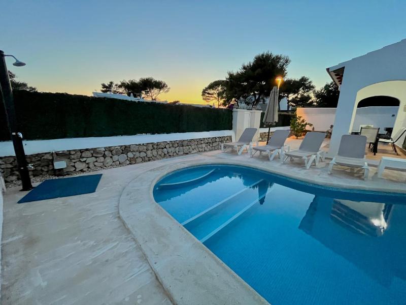 Villa Rose - image 8