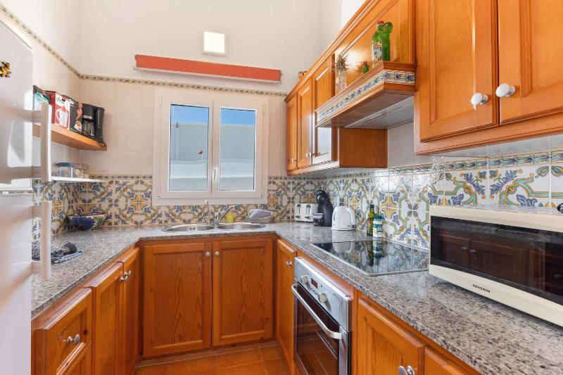 Villa Rose - image 15