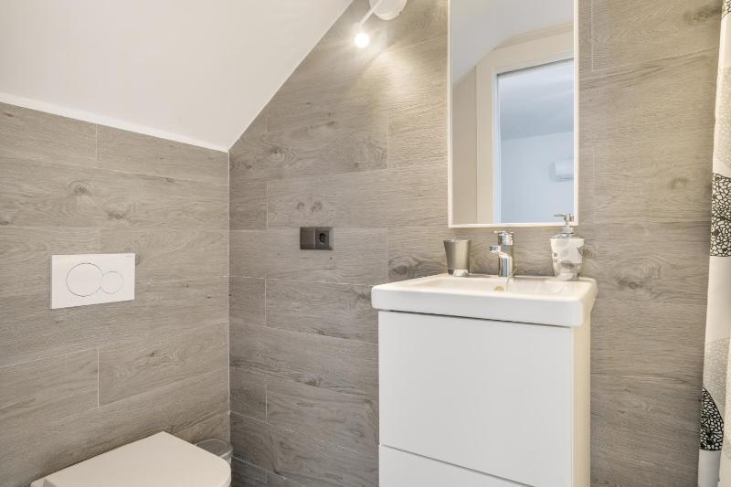Apartamentos Serranía - image 14