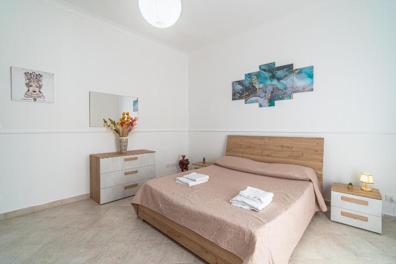 Trinacria Home 88 - image 19