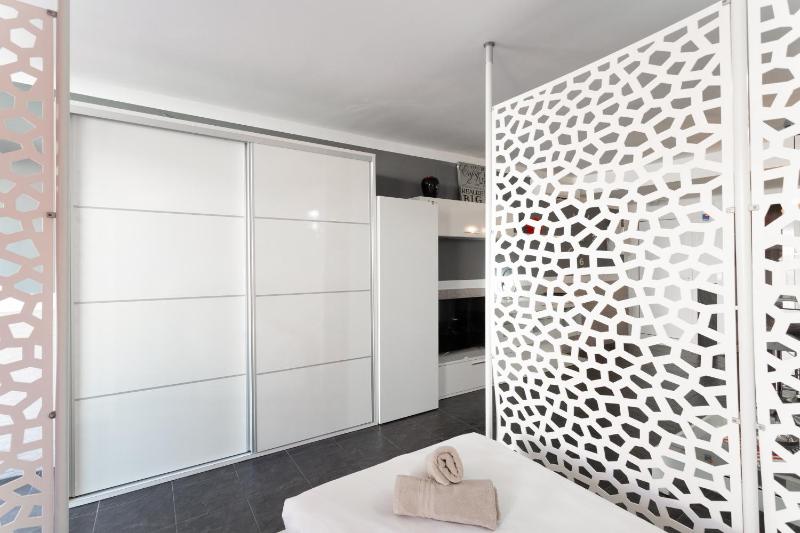 Estudio Yumbo Playa Del Ingles - image 7