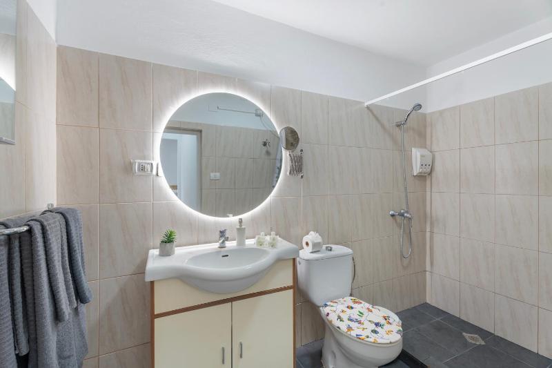 La Atalaya - image 23