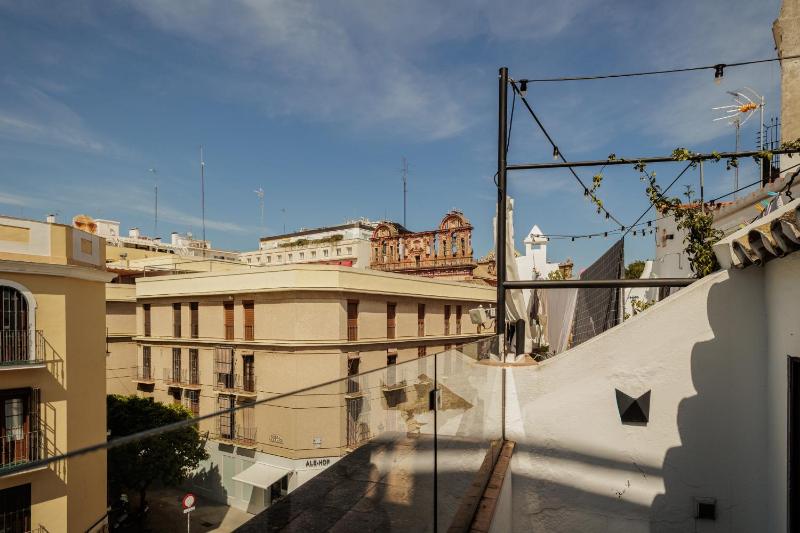 San Pablo Suites - image 5
