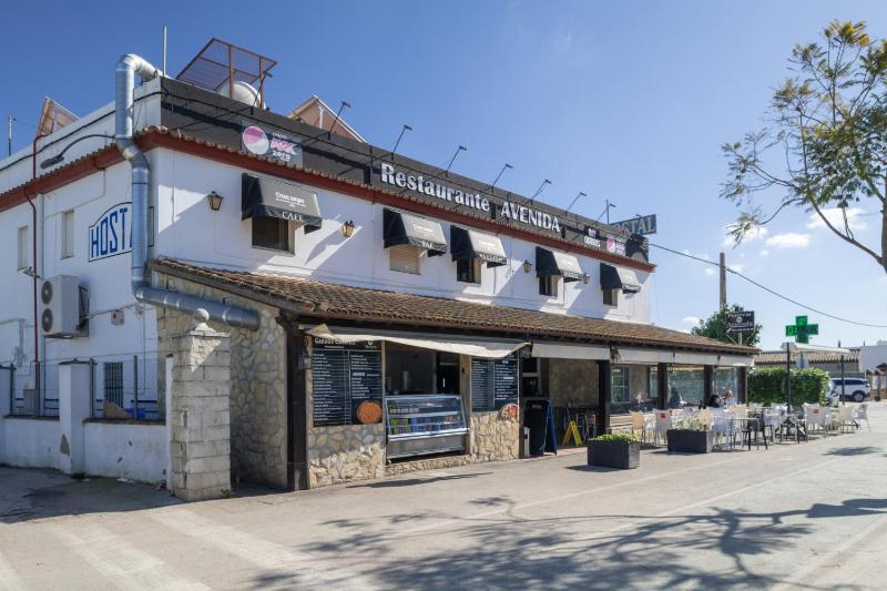 Hostal Avenida - image 29