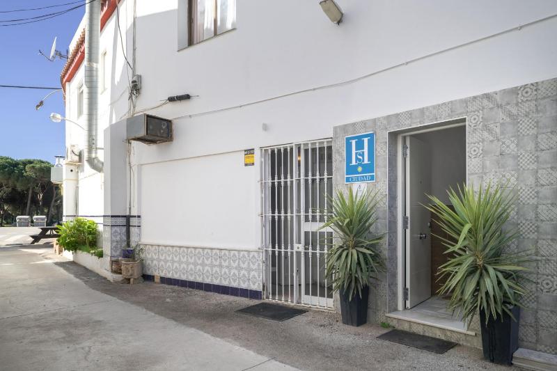 Hostal Avenida - image 38