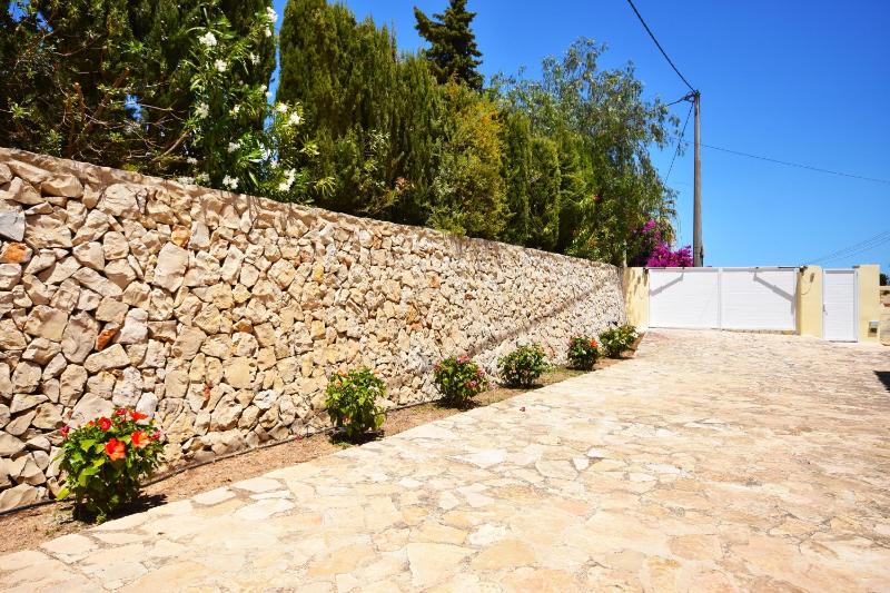 Villa Cucarres - image 7