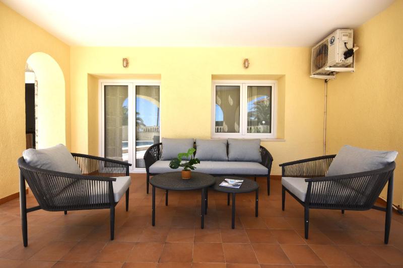 Villa Cucarres - image 32