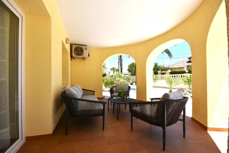Villa Cucarres - image 12