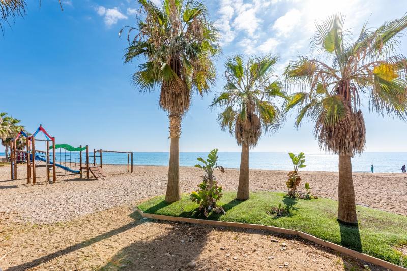 50 mts beach with sea views pool - image 25