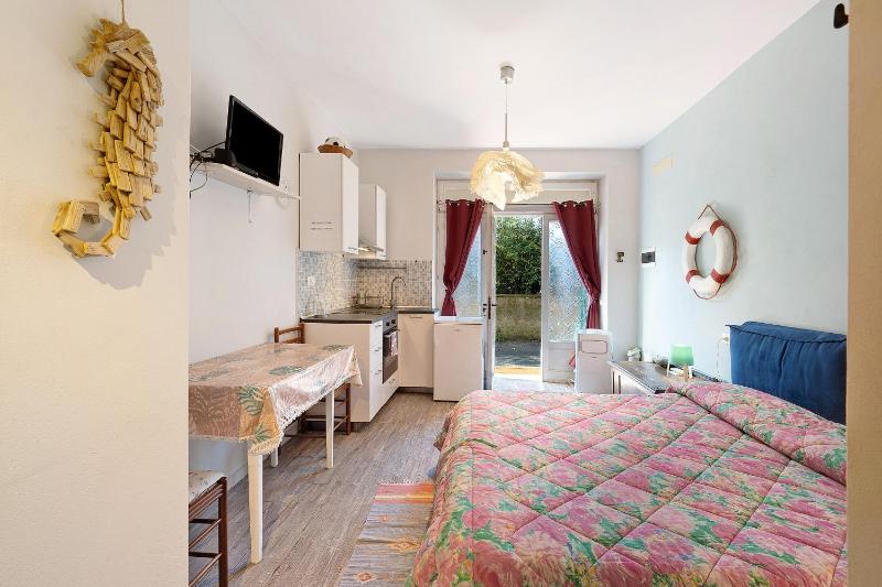 Goccia di mare with free parking - image 3