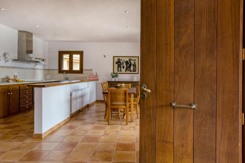 Casa con piscina - image 22