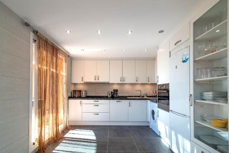 Marbella Penthouse apartment - image 11