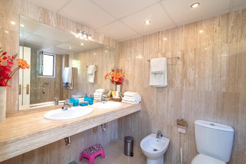 Marbella Penthouse apartment - image 26