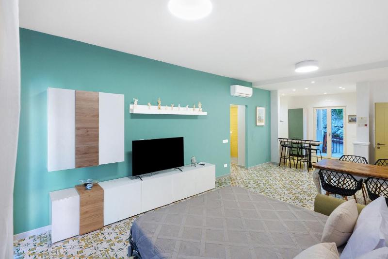 Riviera Apartment Sorrento - image 18