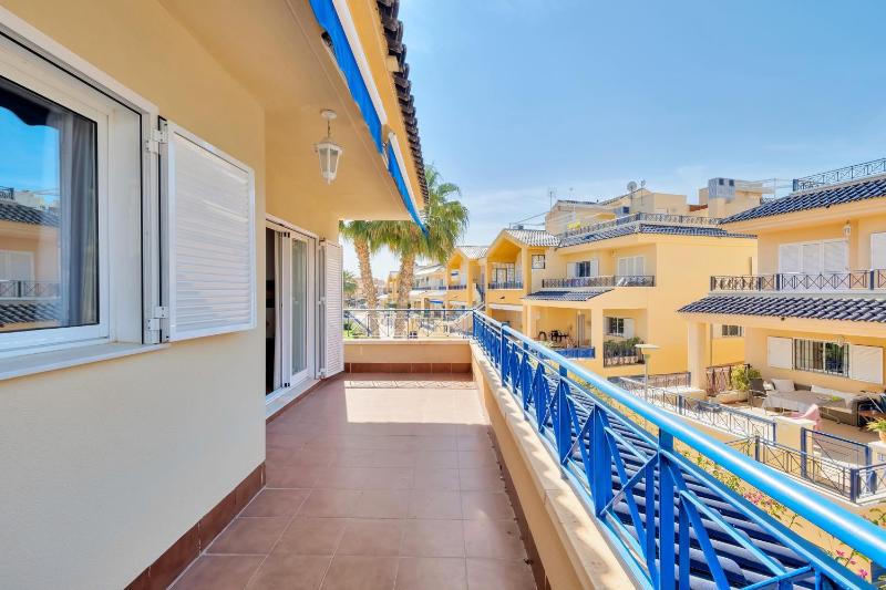 Casa en playa con piscina Novamar - image 15