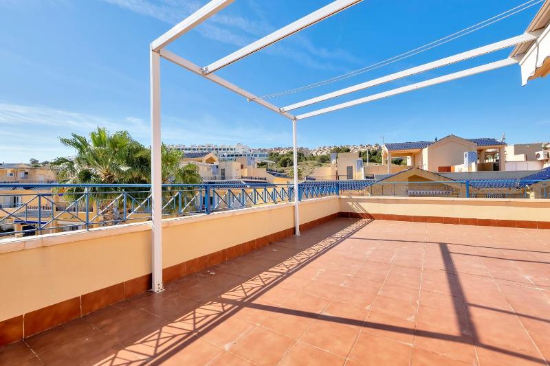 Casa en playa con piscina Novamar - image 17