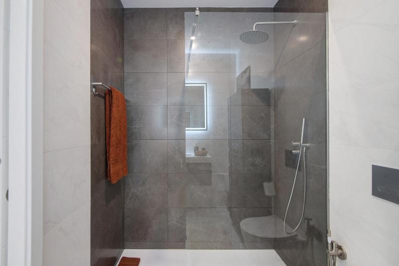 The Olive Tree Apartment - image 15