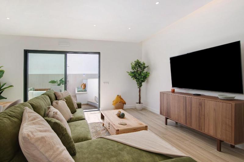 The Olive Tree Apartment - image 6