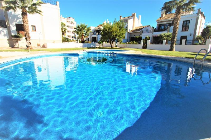 Very nice apartment with see views - image 26