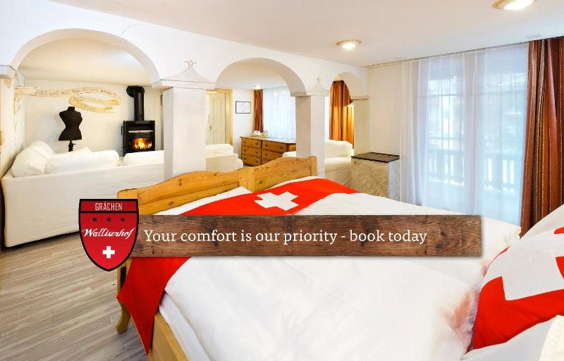 Superior Double Room image 4