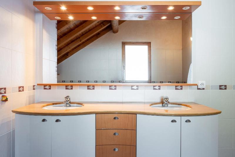 Chalet au bois joli - image 8