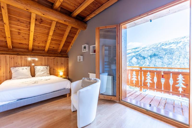 Chalet au bois joli - image 30