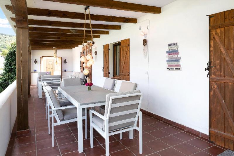 Villalaluna - image 36