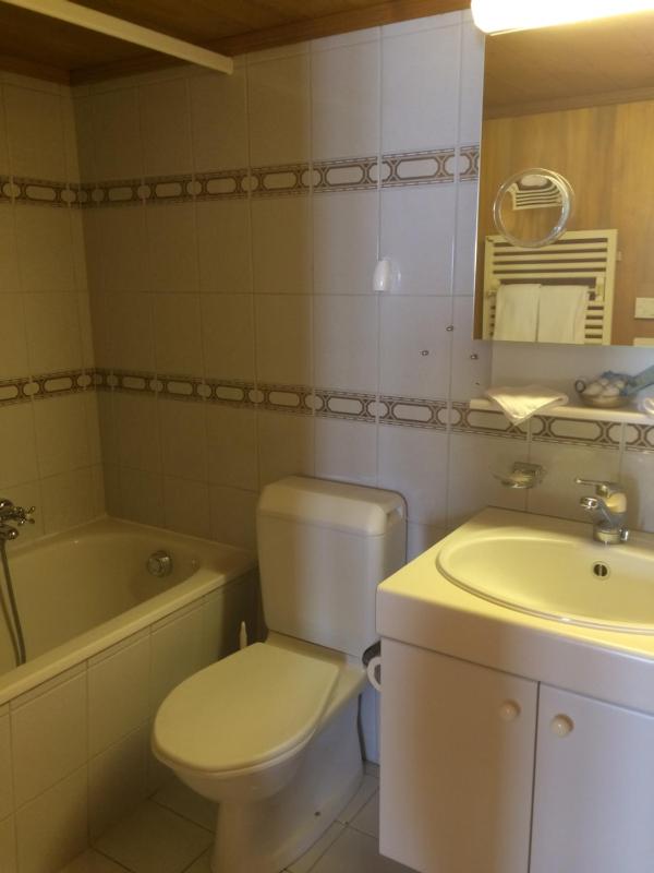 Double Room with Private Bathroom image 2