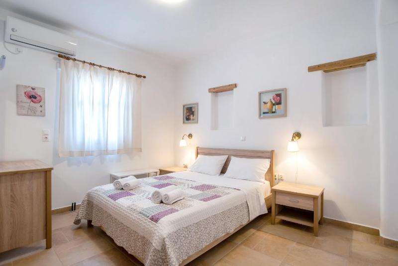Blue Xenia Villas Paros - image 48
