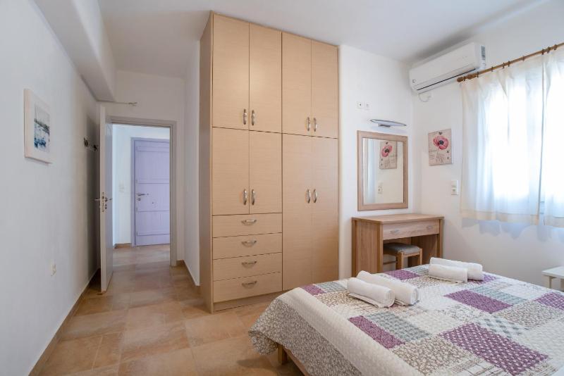 Blue Xenia Villas Paros - image 27