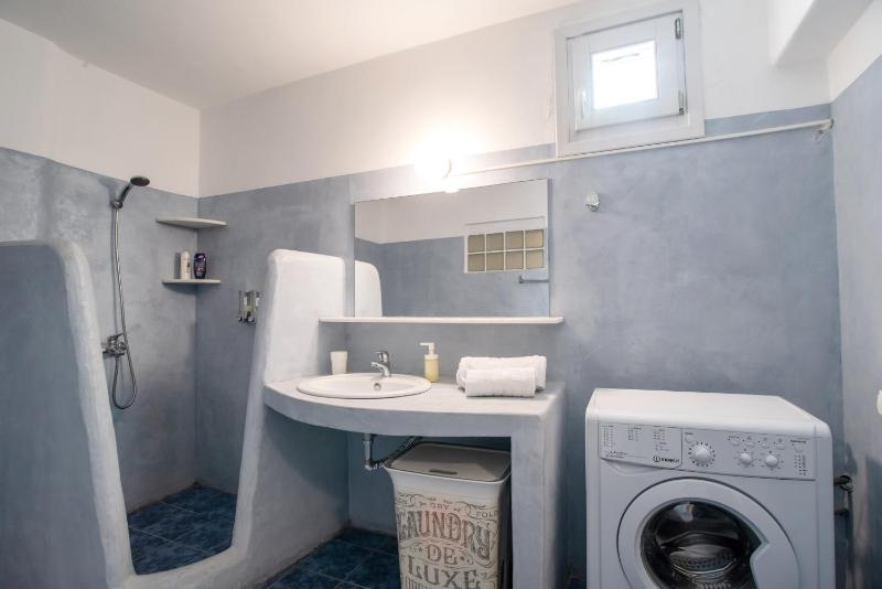 Blue Xenia Villas Paros - image 33