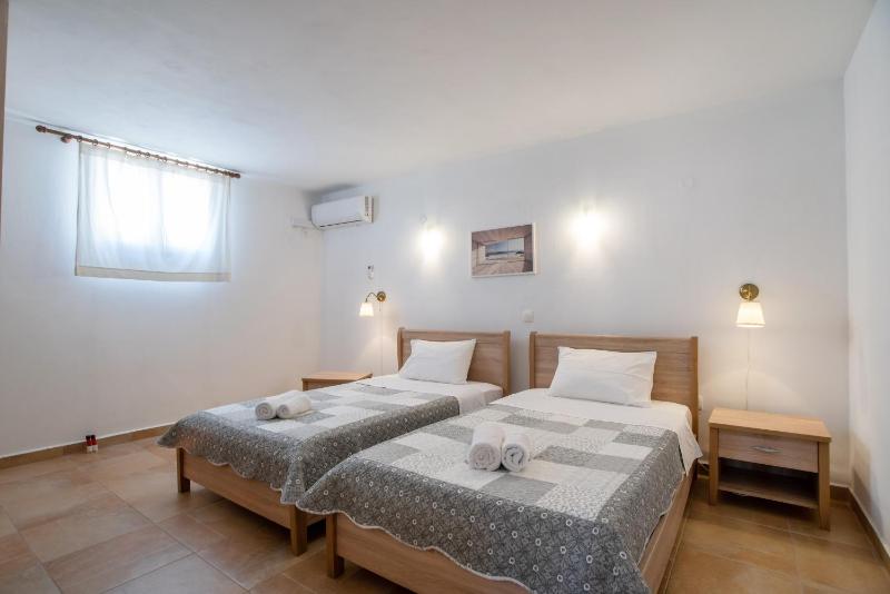 Blue Xenia Villas Paros - image 44