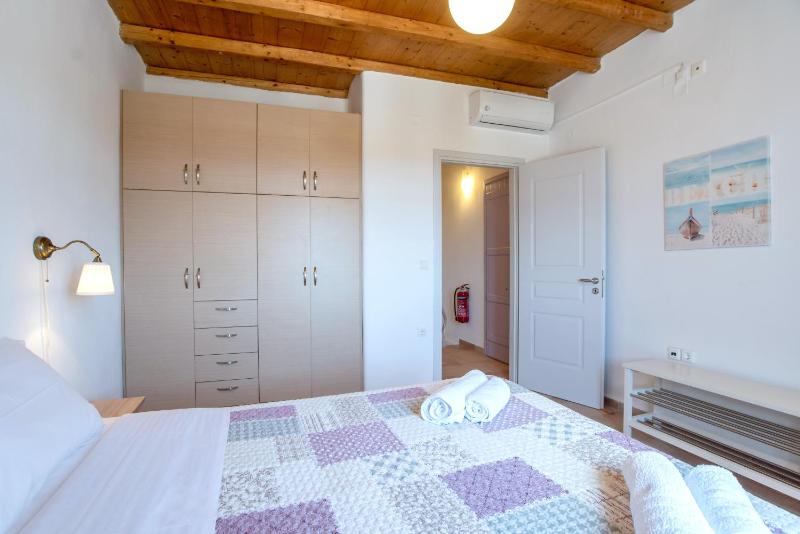 Blue Xenia Villas Paros - image 26